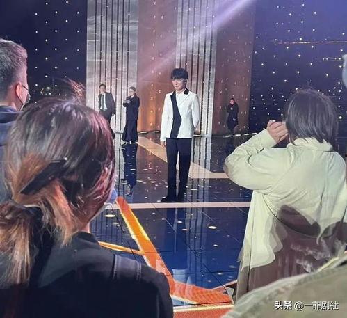 娱乐圈最新爆料值得一看,揭秘明星背后的惊人真相！
